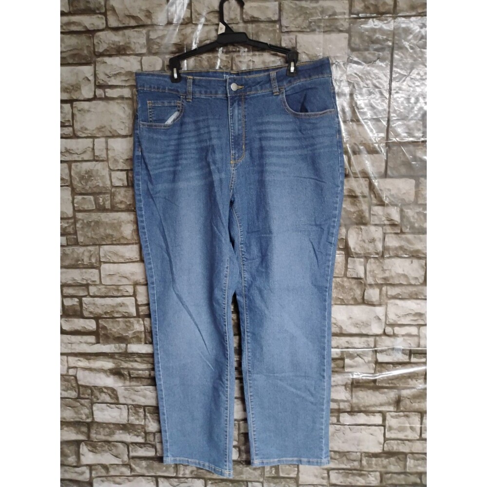 Time and Tru Womens Size 16 Straight Leg Blue Jeans